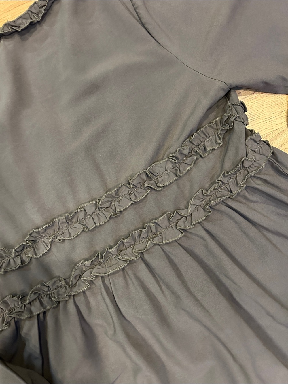 BiBi ruffle V-neck long sleeve blouse - Picture 8 of 10